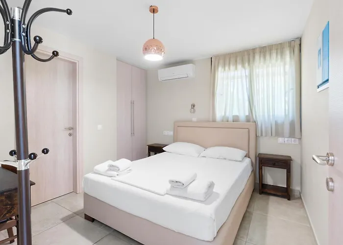 Onar Villa *
