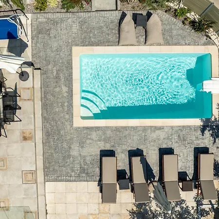 فيلة Onar نِكيانا